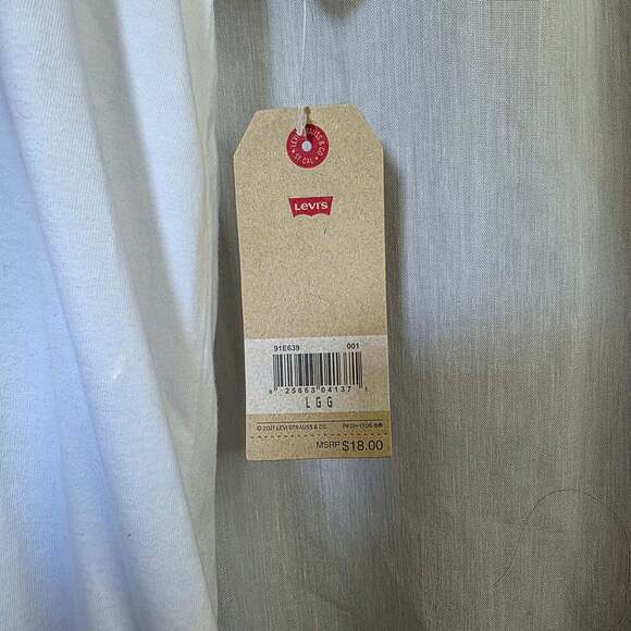 New Levi's The Original Camouflage Graphic Tee White Large - Picture 4 of 6